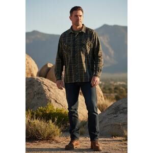 Kuhl Eluxur Men’s XXL Shirt Long Sleeve Green Plaid Snap Rugged Hiking  Outdoors
